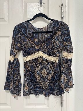 Wet Seal Boho Paisley Bell Sleeve Top Crochet Detail Medium
